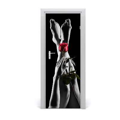 Fototapeta na dvere Ženské nohy a ruky