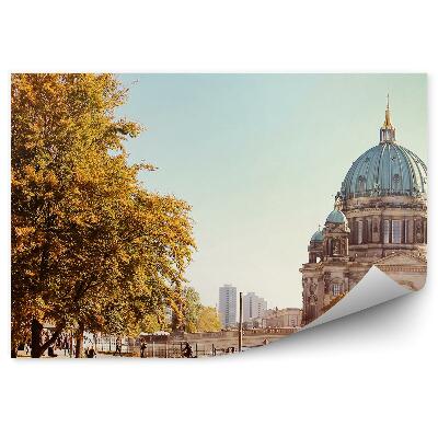 Fototapeta na stenu Katedrála most stromy tráva ľudia mrakodrapy