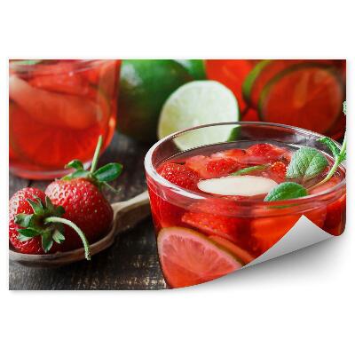 Fototapeta na stenu Jahodový čaj mätový pohár lipa drevo