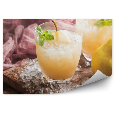 Fototapeta na stenu Ovocie hruška mäta drevená doska ľadový nápoj