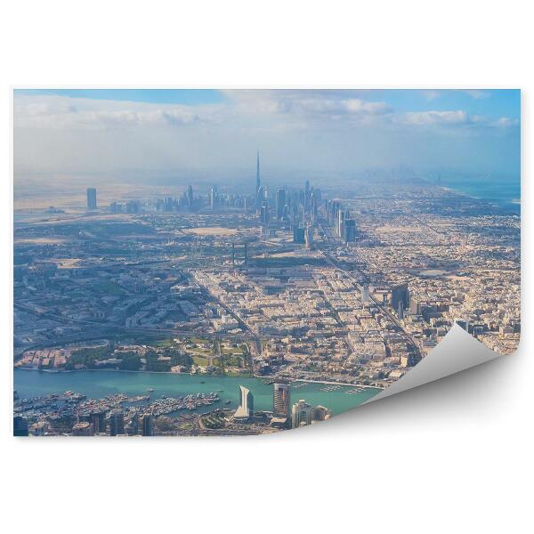 Fototapeta na stenu Pohľad z vtáčej perspektívy Dubaj mrakodrapy rieka obloha mraky