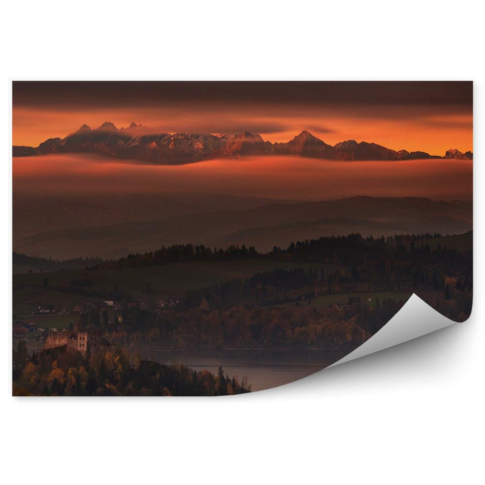 Fototapeta Jesenný západ slnka hory jazero domy hrad tatry