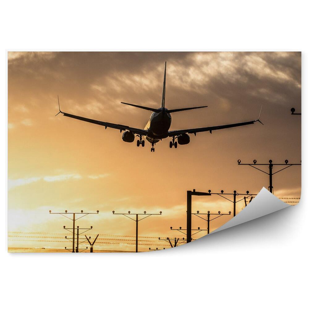 Fototapeta na stenu Lietadlo Pristávajúce Na Dráhe