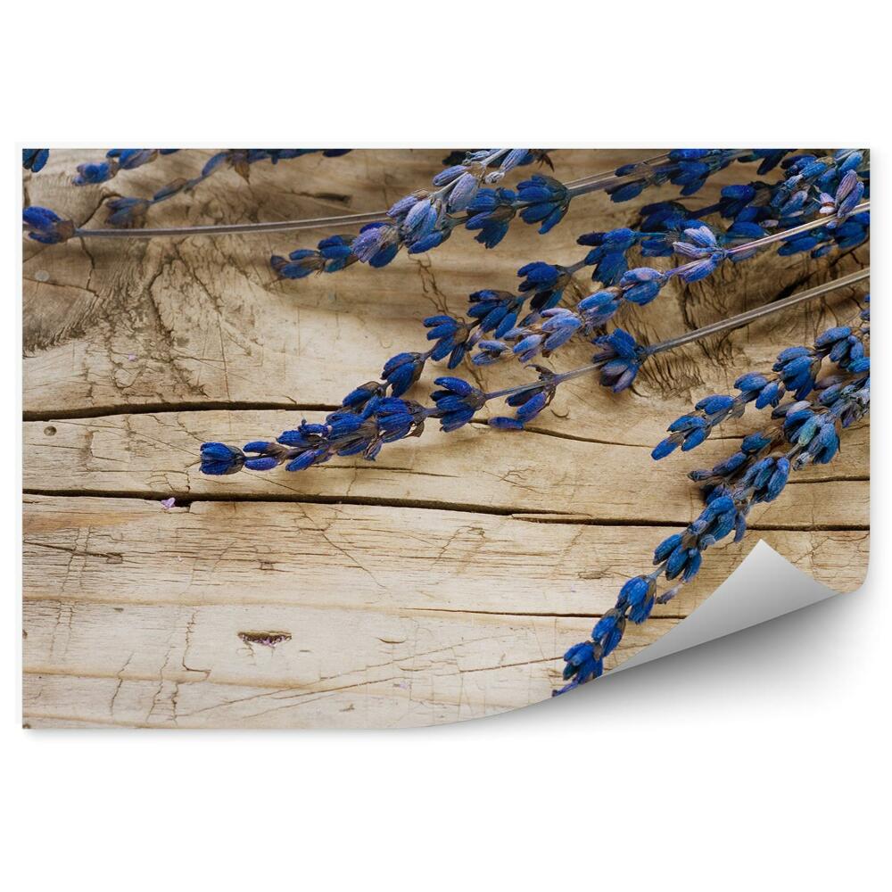 Fototapeta Levanduľa na drevenom pozadí