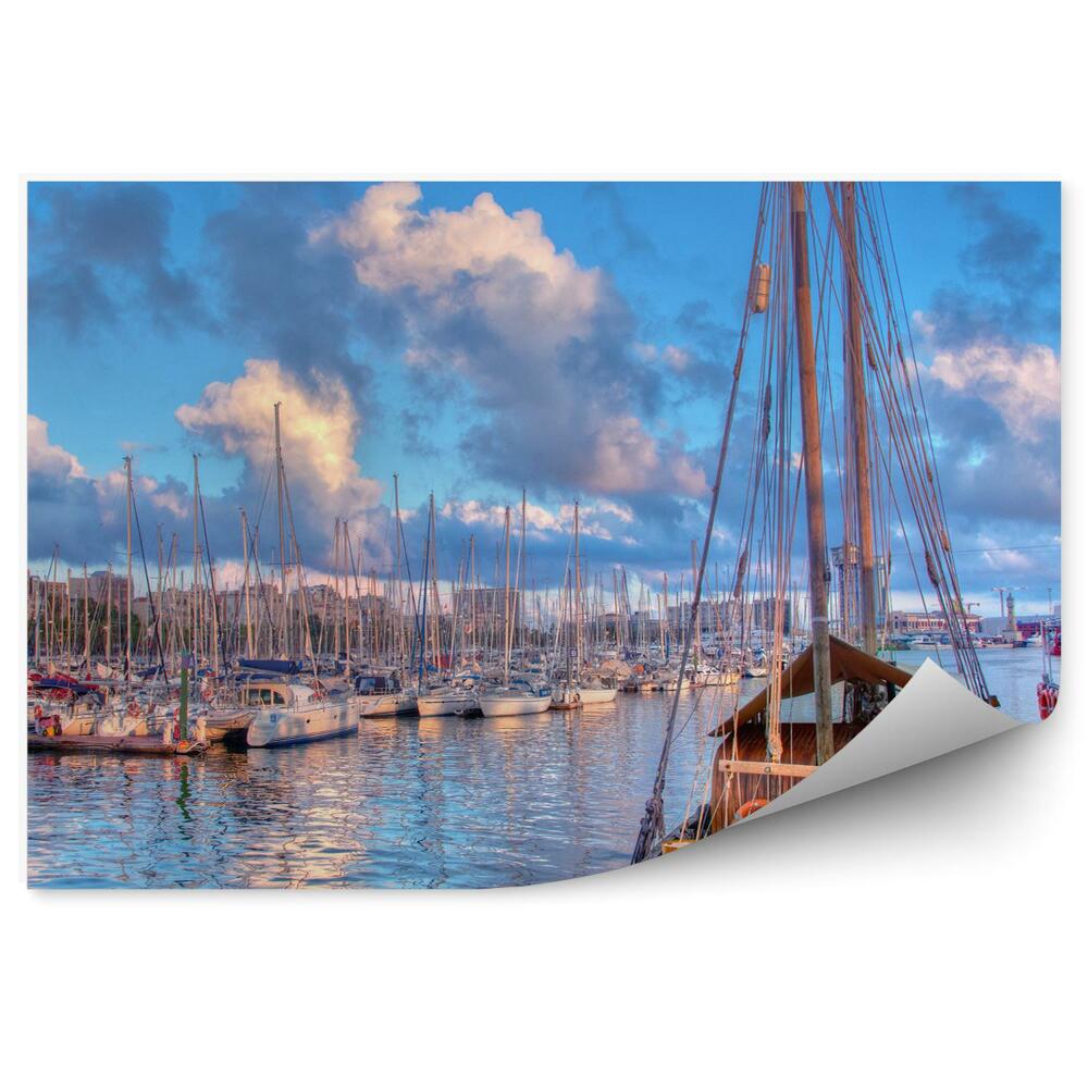 Fototapeta na stenu Prístav Olimpic lode voda obloha mraky Barcelona