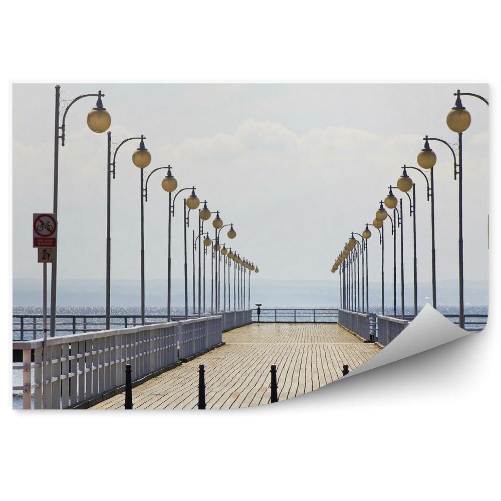 Fototapeta na stenu Pomol v Jurati na Poljskem lesene svetilke