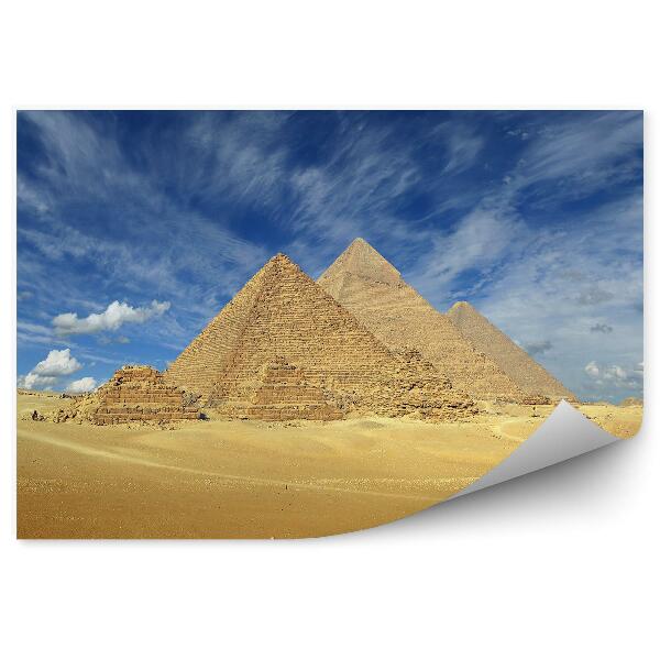 Fototapeta na stenu Pyramídy V Púštnej Línii Zamračená Obloha