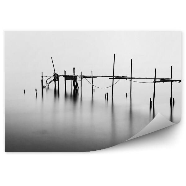 Fototapeta na stenu Črno-bela fotografija uničenega lesenega pomola