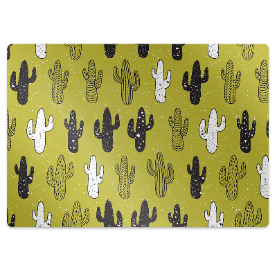 Podložka pod stoličku na kolieskach Kaktusy na zelenom pozadí,
