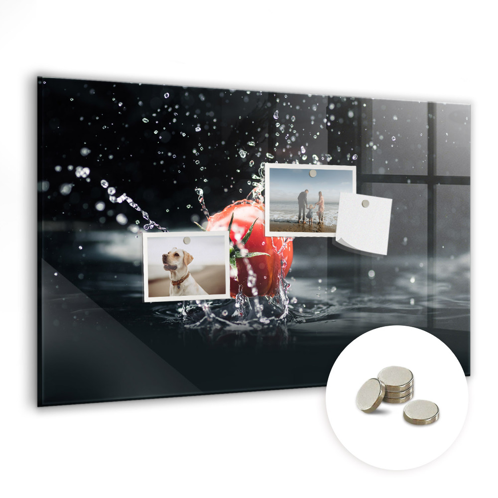 Magnetická tabuľa na stenu Paradajka vo vode