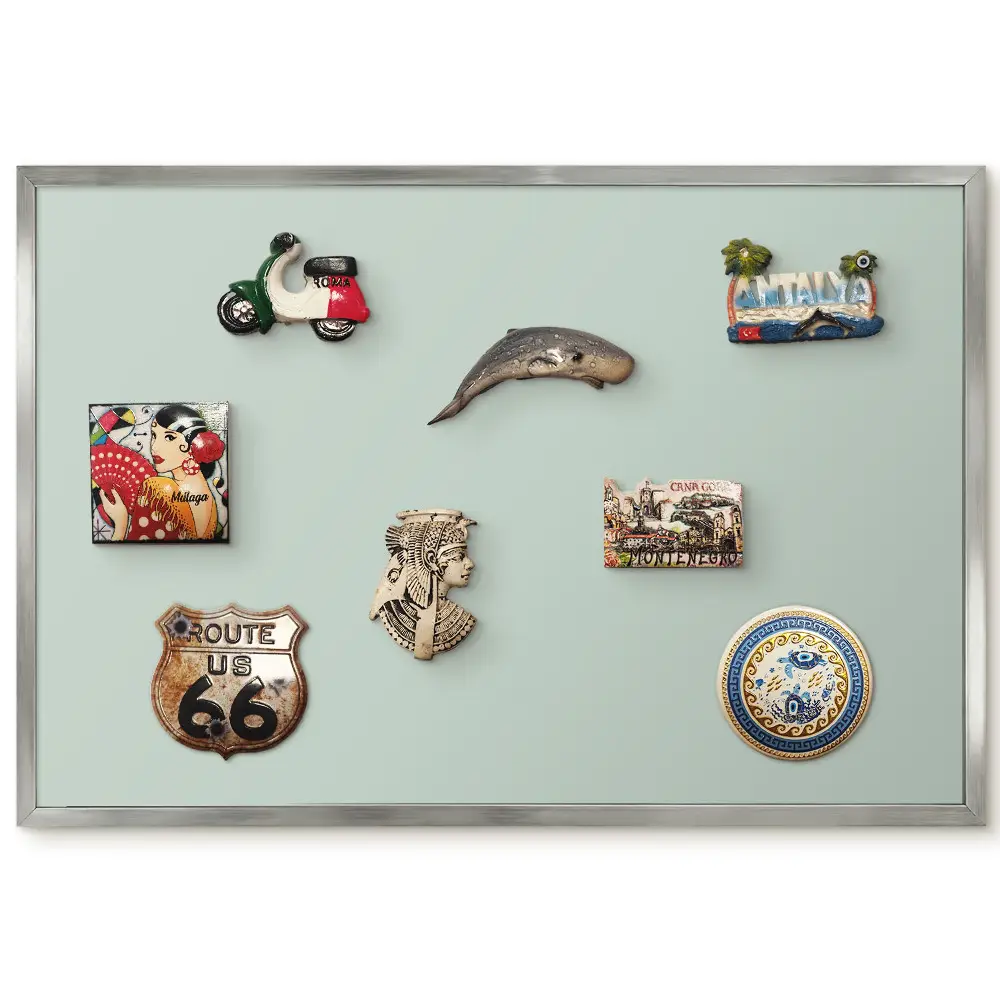 Magnetická tabuľa na zavesenie v jemných pastelových farbách s minimalistickým dizajnom