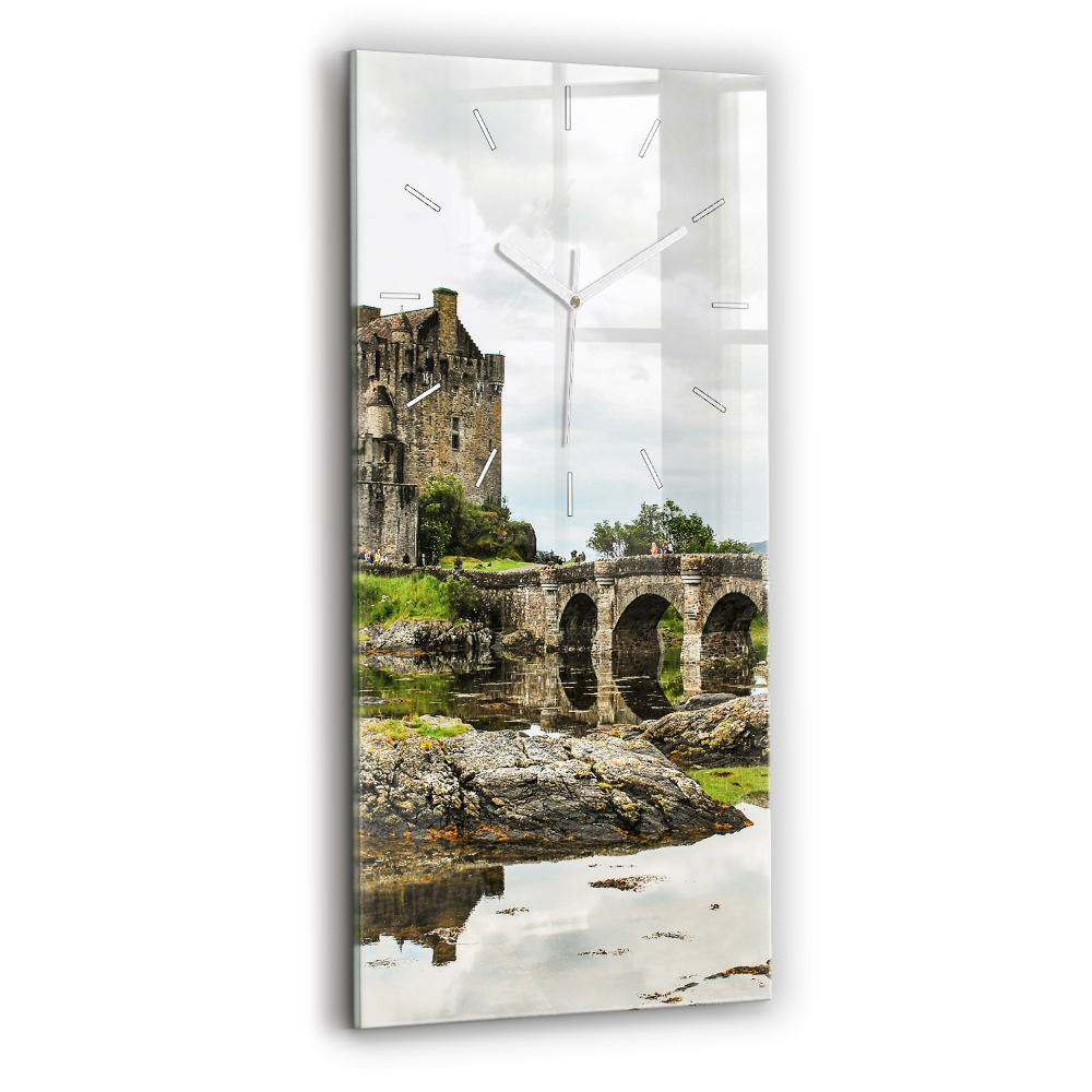 Sklenené nástenné hodiny Hrad Eilean Donan Škótsko