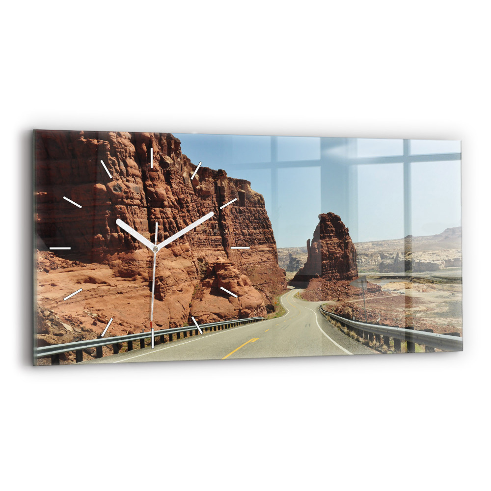 Horizontálne sklenené hodiny Route 66 v USA