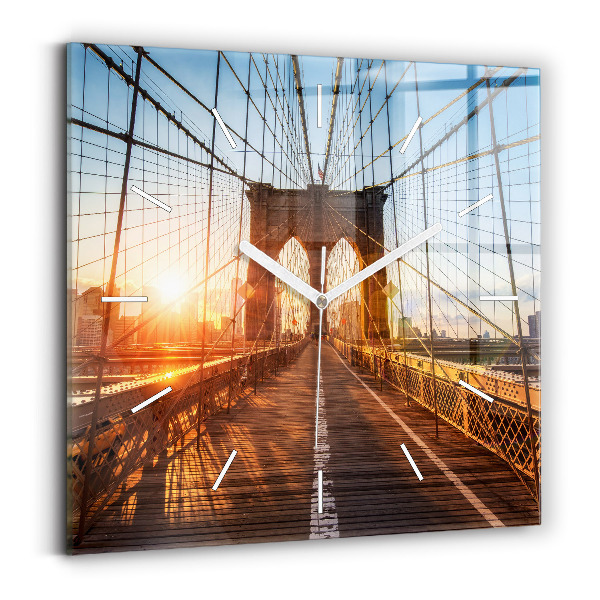 Štvorcové hodiny Brooklynský most v New Yorku
