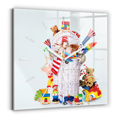 Štvorcové hodiny Prútený košík s hračkami