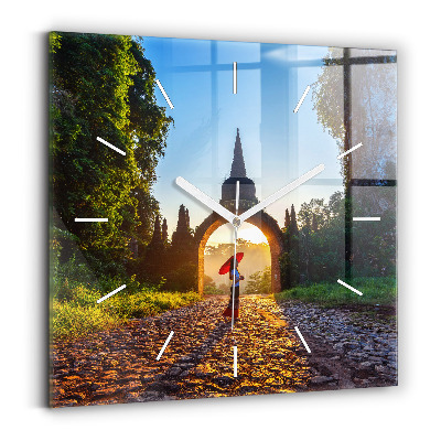 Štvorcové hodiny Park Surat Thani v Thajsku