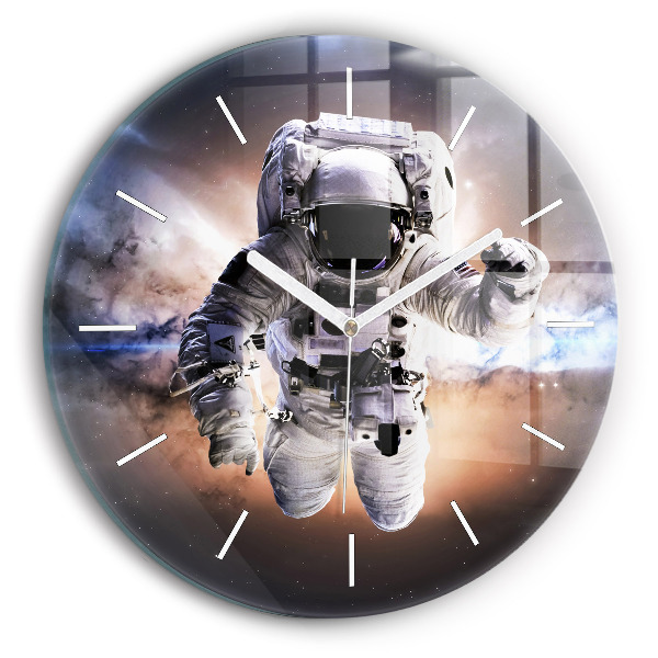 Okrúhle nástenné hodiny Astronaut vo vesmíre
